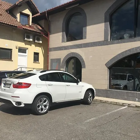 Old Part Banjac Lägenhet *